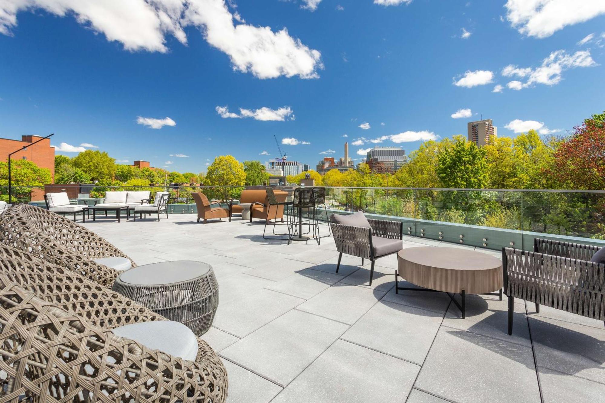 Hilton Garden Inn Boston Brookline, Ma Eksteriør bilde